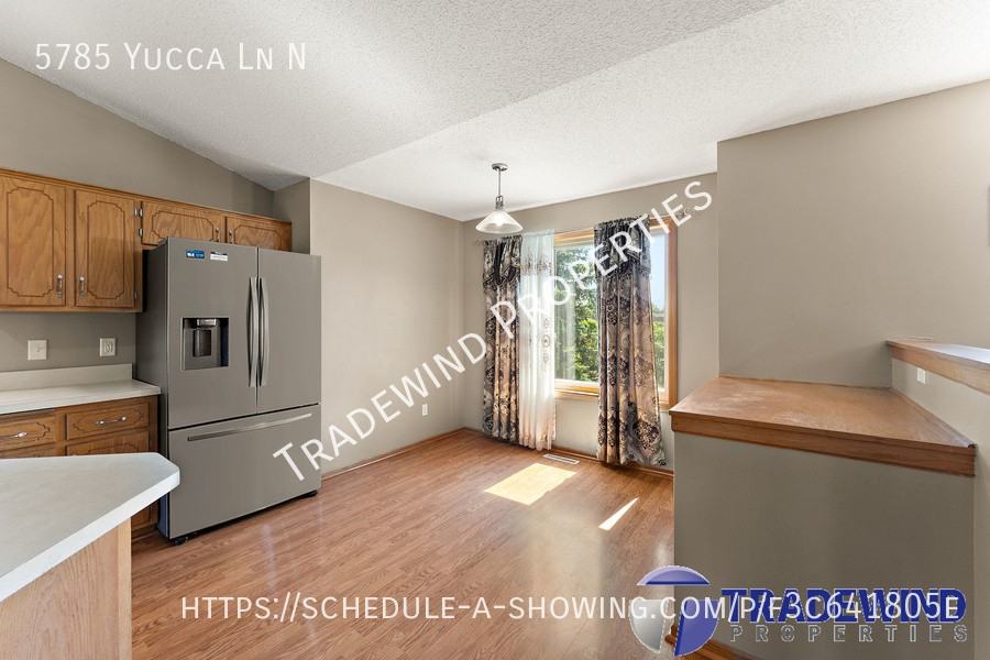 5785 Yucca Ln N - Photo 5 of 35
