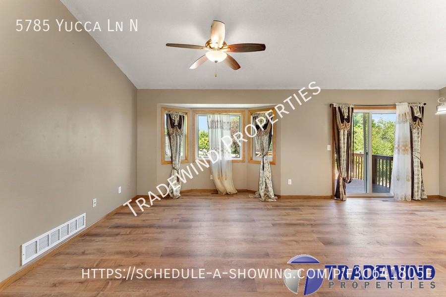 5785 Yucca Ln N - Photo 7 of 35