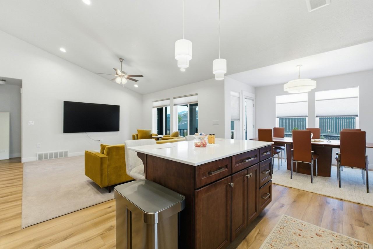 617 N Bennedict Drive - Photo 6 of 16
