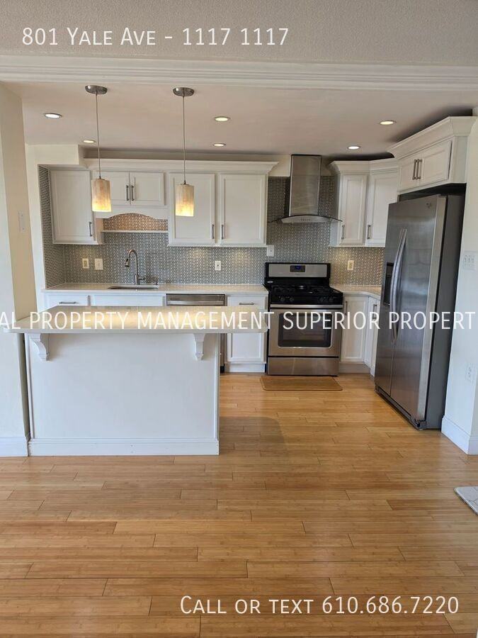 801 Yale Ave #1117-1117 - Photo 2 of 25