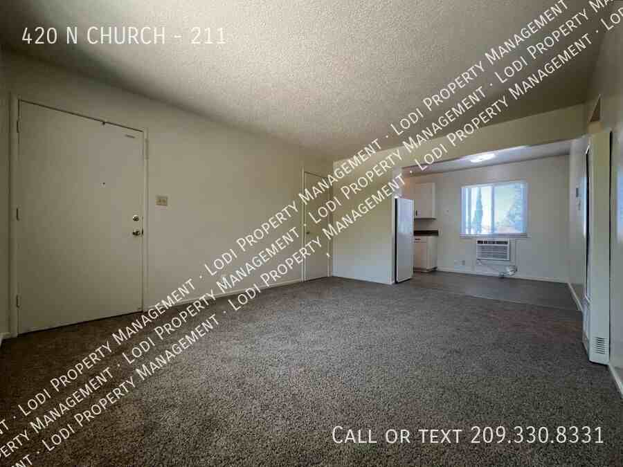 420 N Church St #211 - Photo 2 of 18