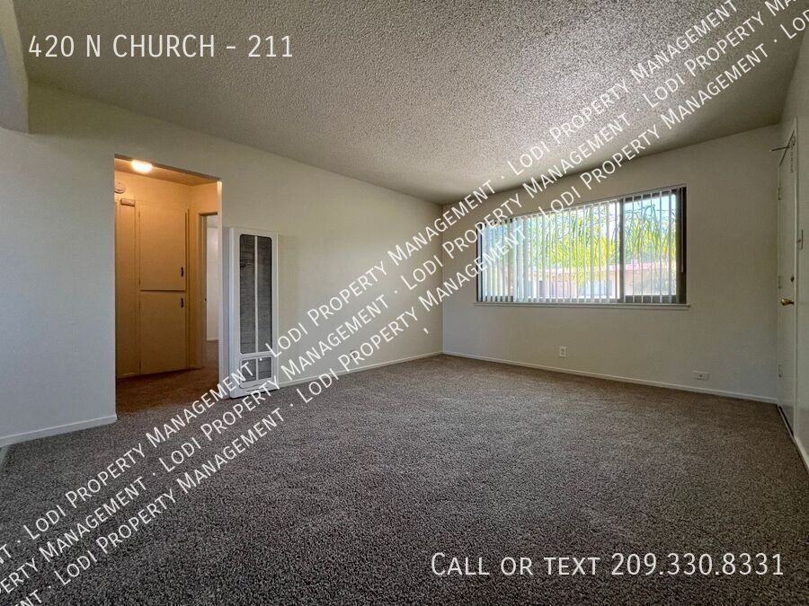 420 N Church St #211 - Photo 6 of 18
