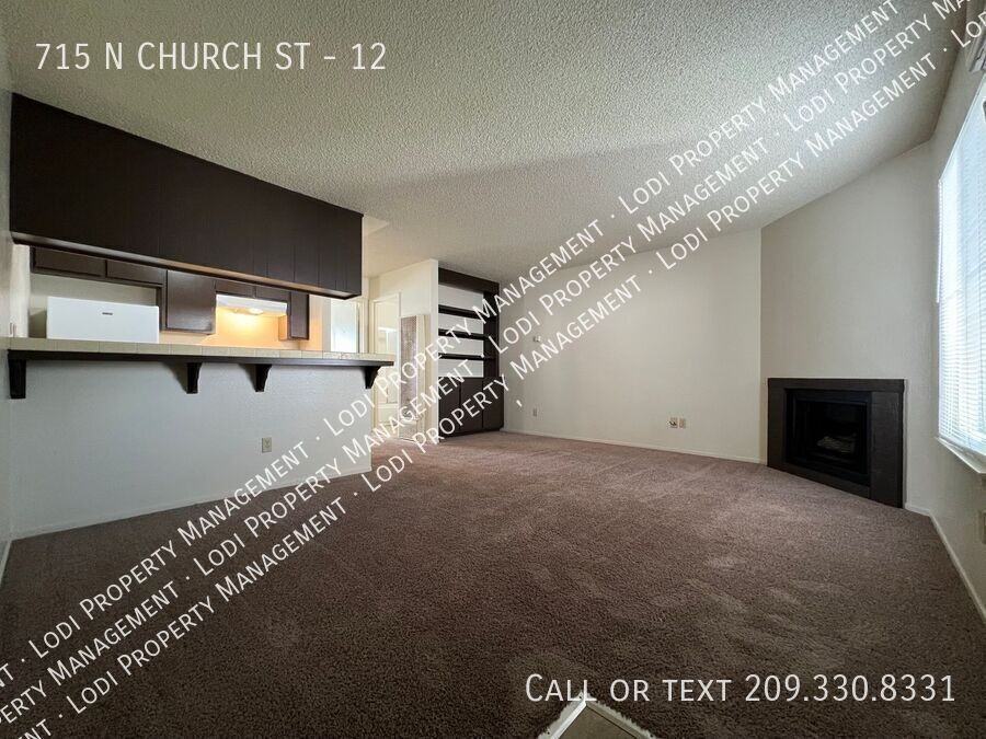 715 N Church St #12 - Photo 3 of 16