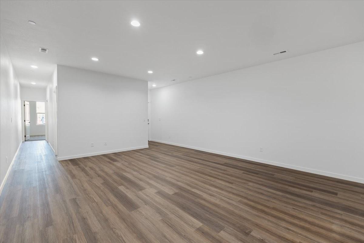2228 E 4th Ave #1 - Photo 6 of 24