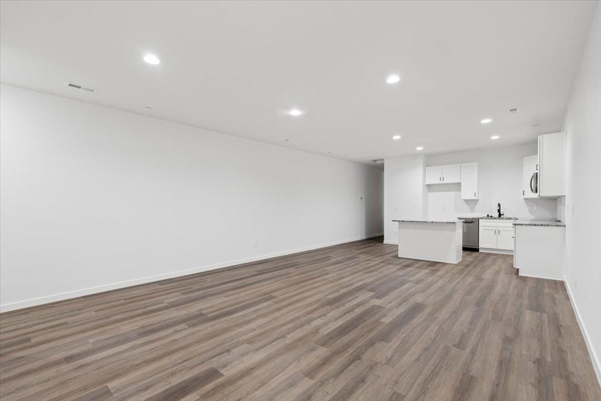 2228 E 4th Ave #1 - Photo 7 of 24