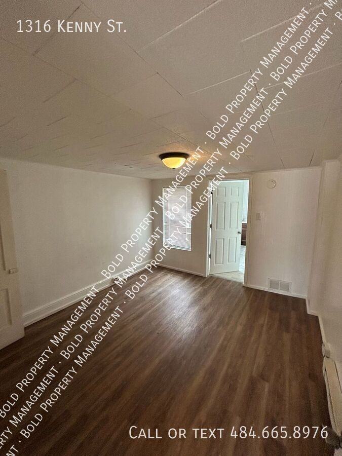 1316 Kenny St - Photo 5 of 11