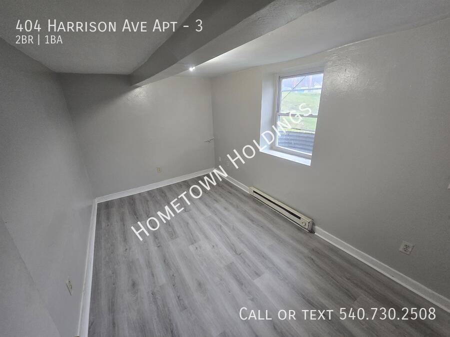 404 Harrison Ave Nw #3 - Photo 5 of 12