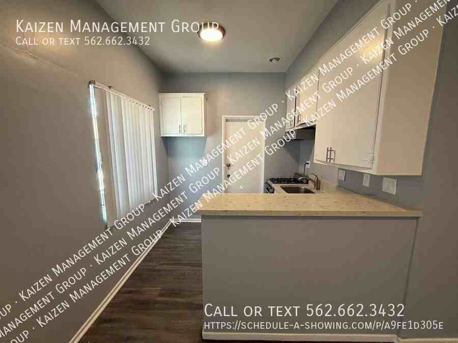 5471 Linden Ave #4 - Photo 4 of 8