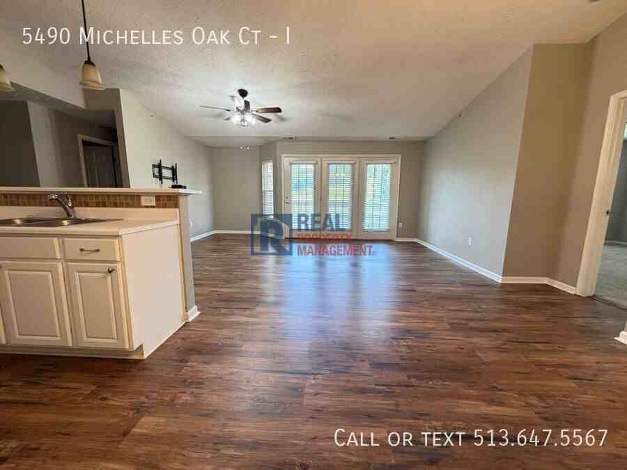5490 Michelles Oak Ct #I - Photo 4 of 23