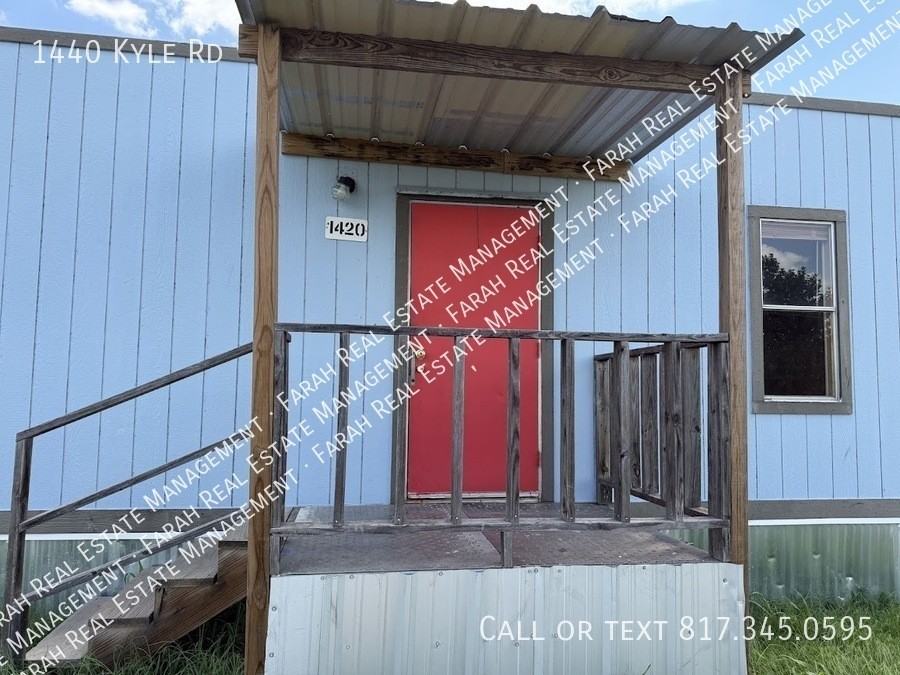1440 Kyle Rd - Photo 2 of 8