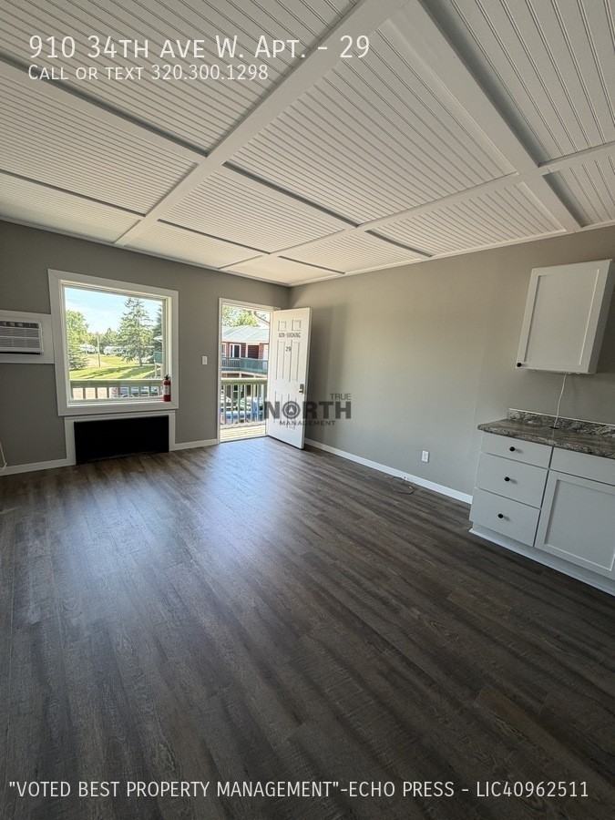 910 34th Ave W #29 - Photo 6 of 13