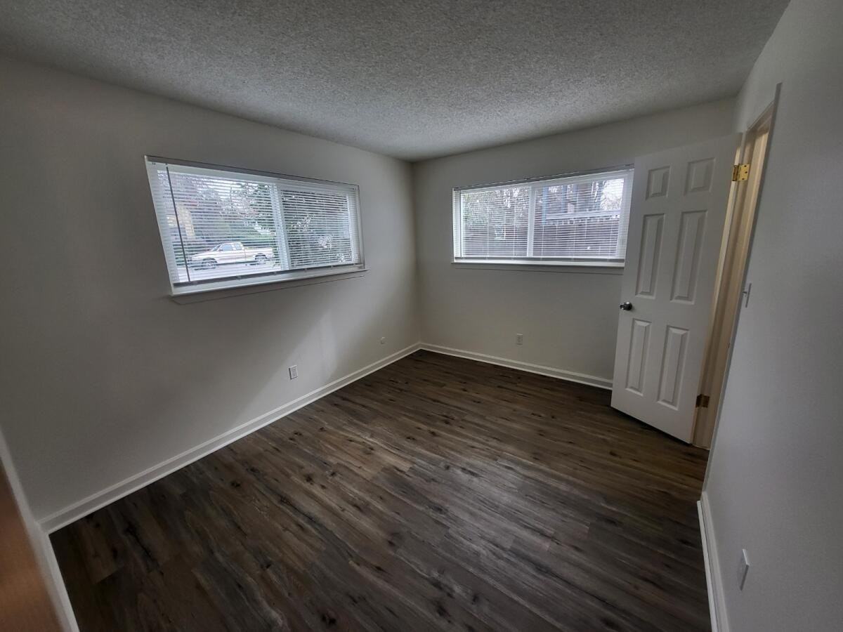 741 North Lincoln Street, Unit 1 - Photo 4 of 7