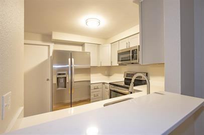 2223 O St Ne #C - Photo 4 of 10