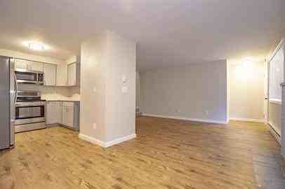 2223 O St Ne #C - Photo 6 of 10