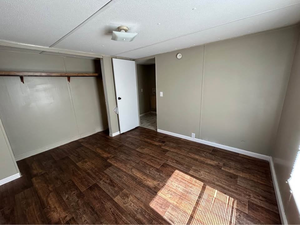 309 Reid Ct - Photo 2 of 8