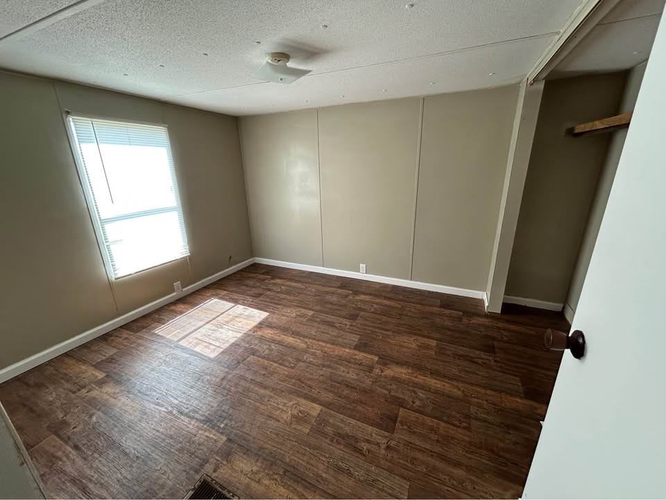 309 Reid Ct - Photo 3 of 8