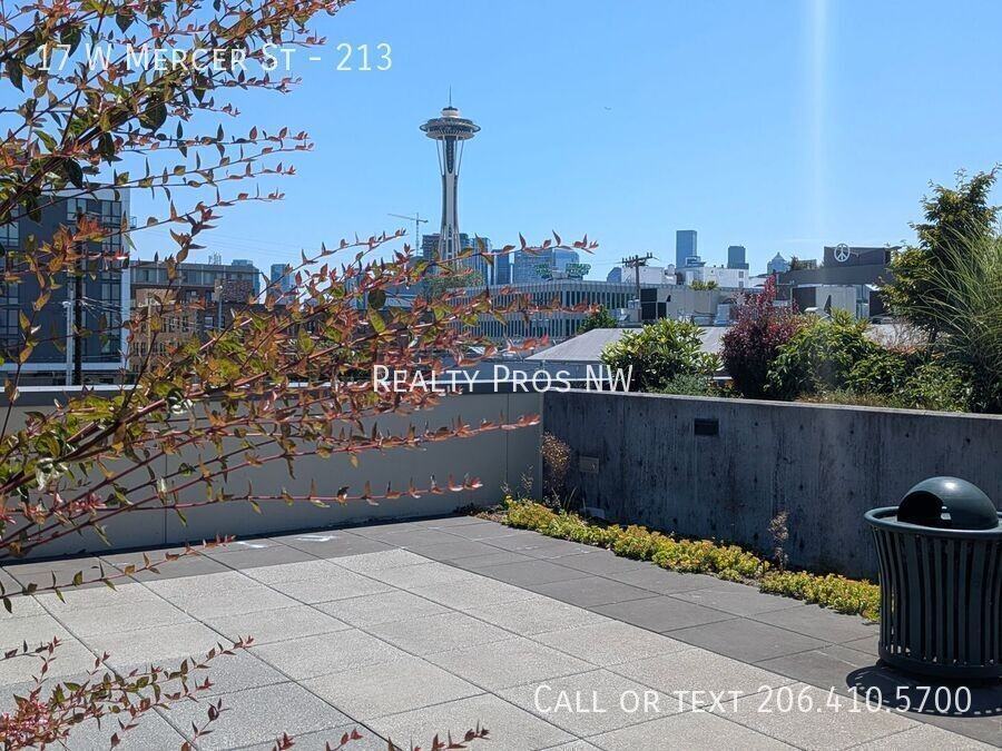 17 W Mercer St #213