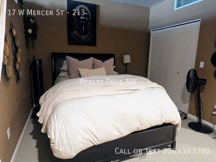 17 W Mercer St #213 - Photo 7 of 11
