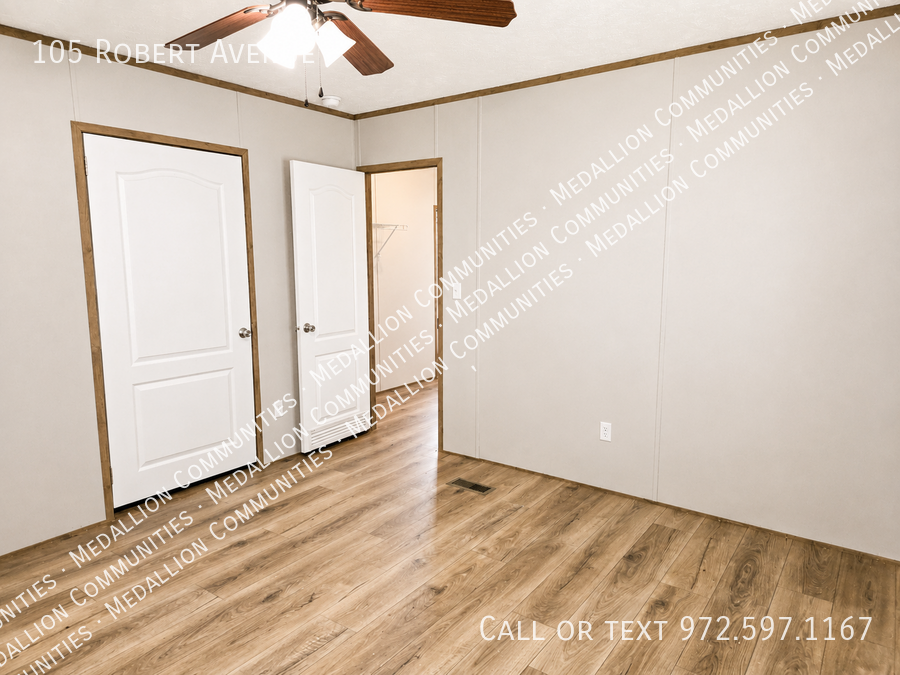 105 Robert Ave - Photo 6 of 6