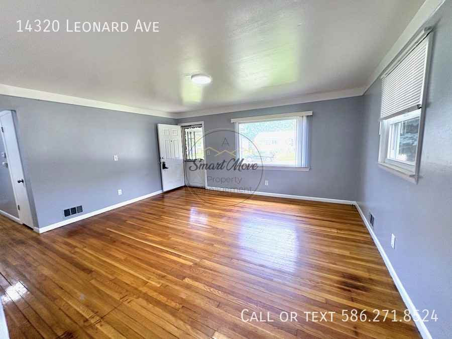 14320 Leonard Ave - Photo 2 of 19