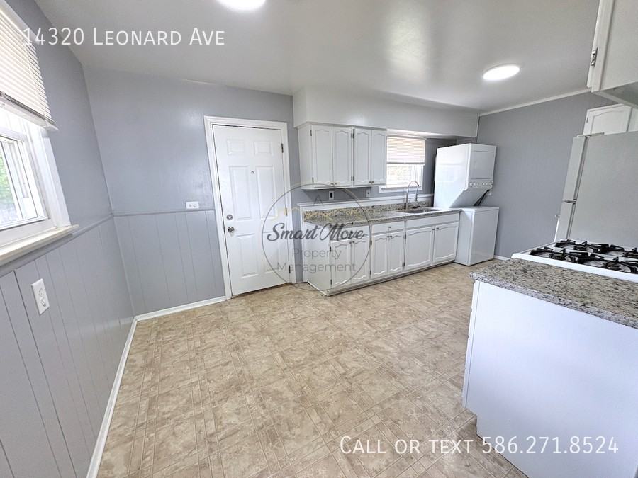 14320 Leonard Ave - Photo 5 of 19