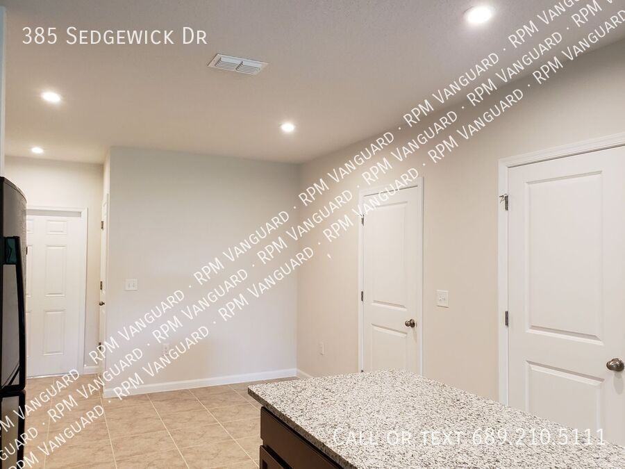 385 Sedgewick Dr - Photo 6 of 16