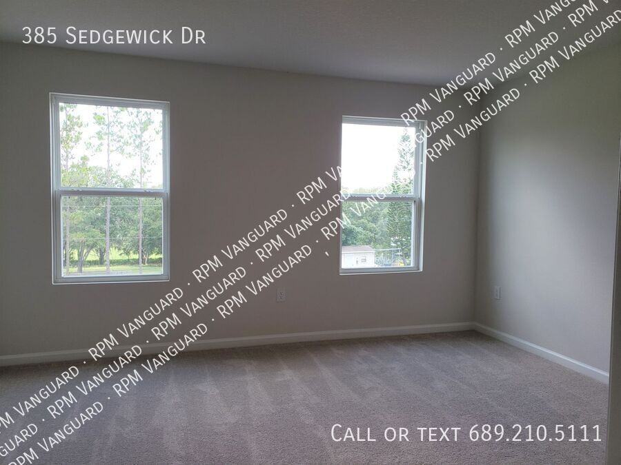 385 Sedgewick Dr - Photo 7 of 16