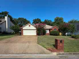 9704 Croxted Rd - Photo 1 of 1