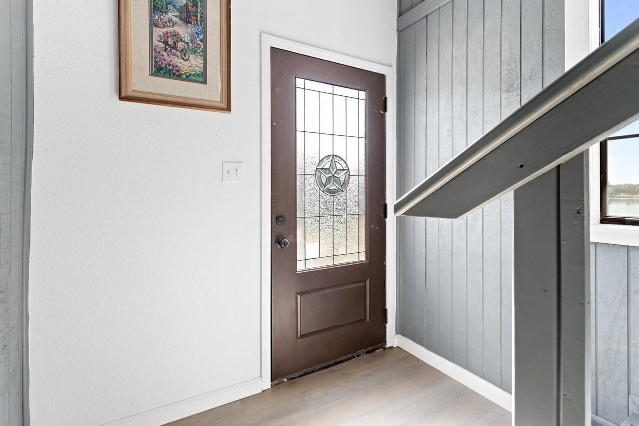 5718 Pat Dr #1 - Photo 5 of 26