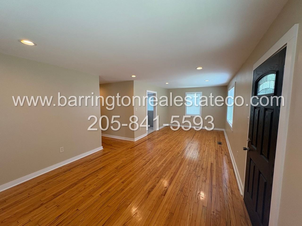 1733 28th St N - Photo 2 of 8