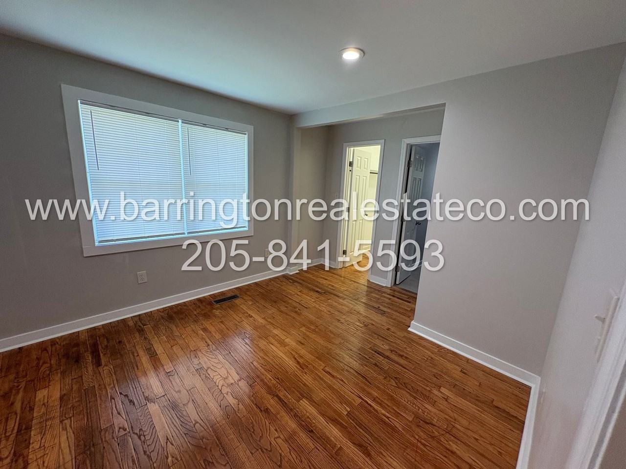 1733 28th St N - Photo 5 of 8
