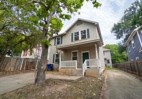 featured image of 2506 E 8th St #A