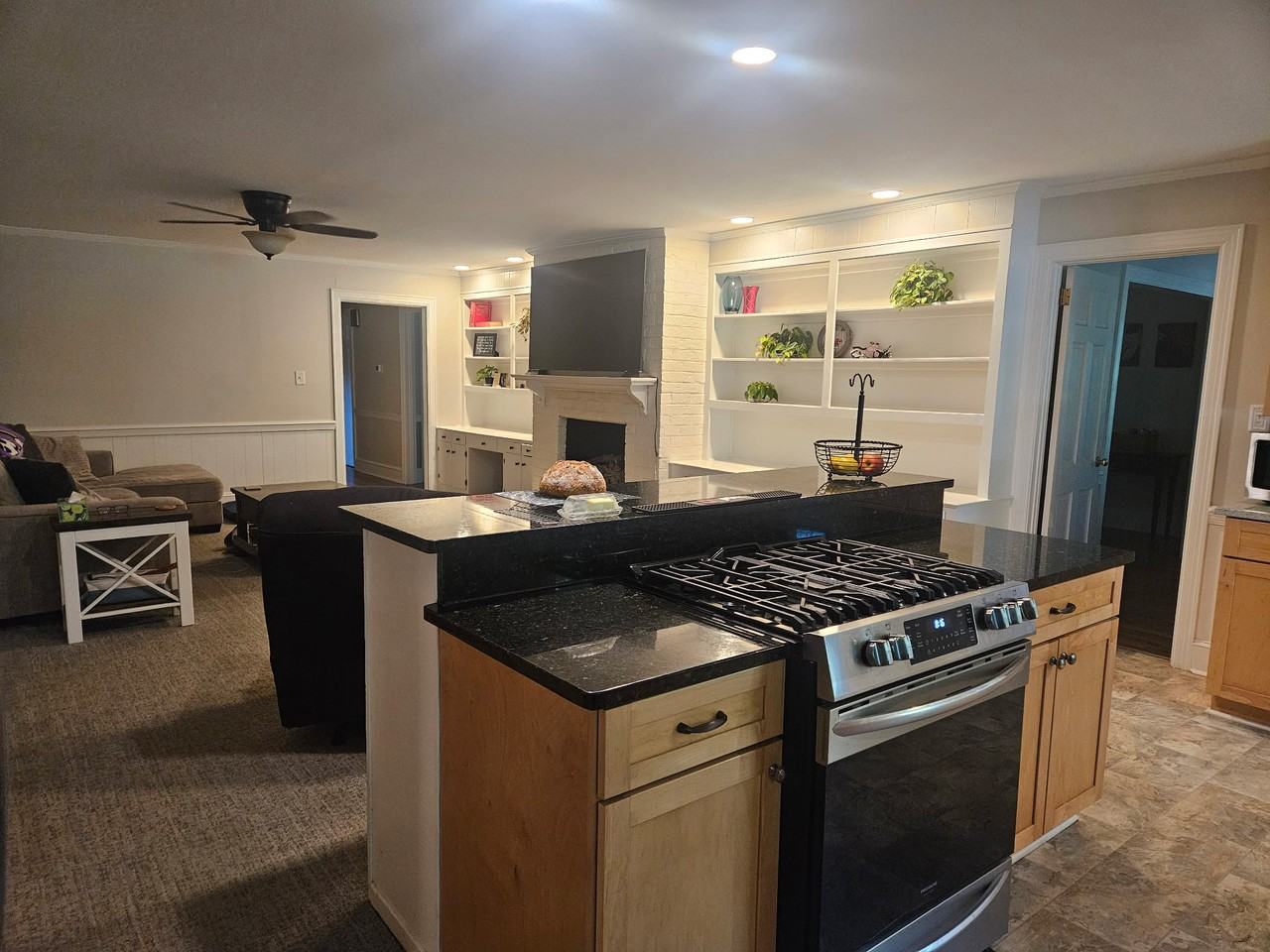 221 York Rd - Photo 5 of 20