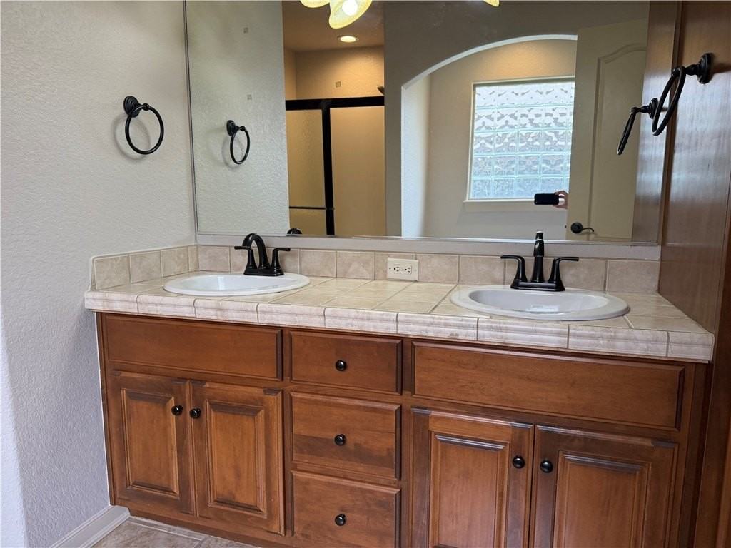 2492 N Surtees Pl - Photo 7 of 12