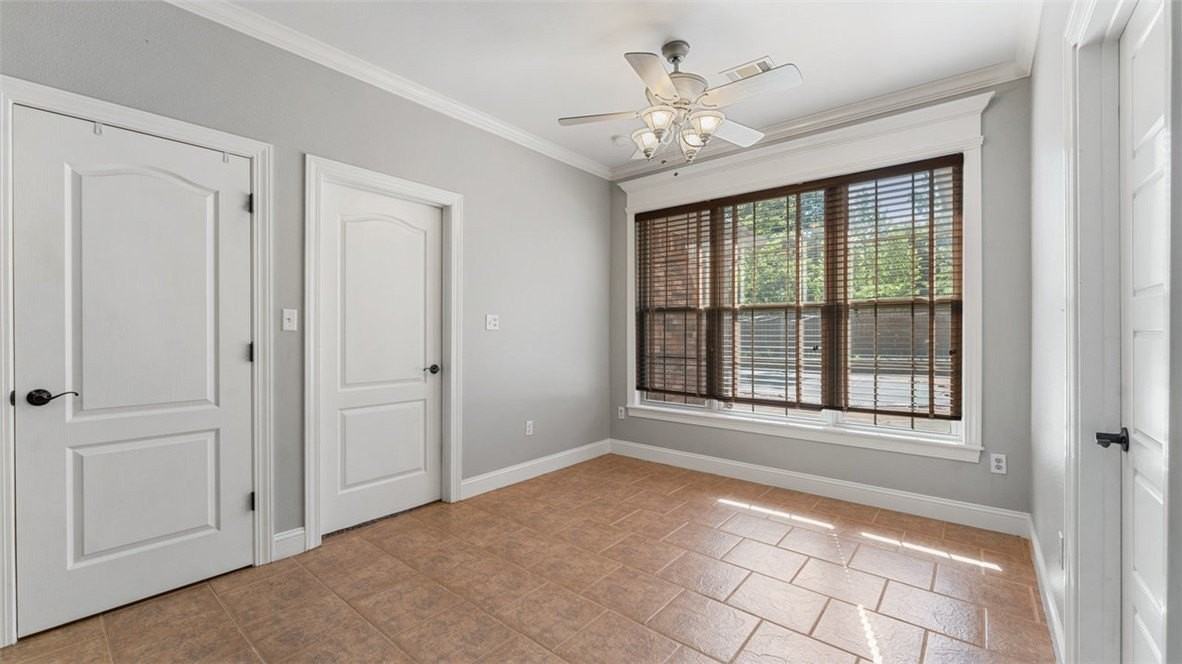 204 Tunbridge Dr - Photo 7 of 31