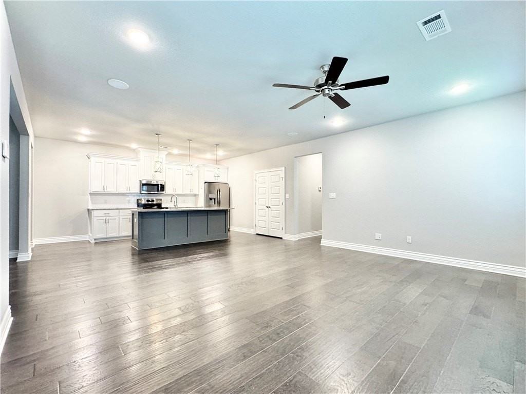 3786 W Somerville Ln - Photo 3 of 24