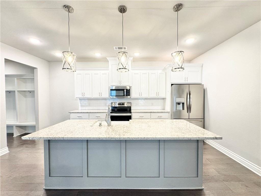 3786 W Somerville Ln - Photo 5 of 24
