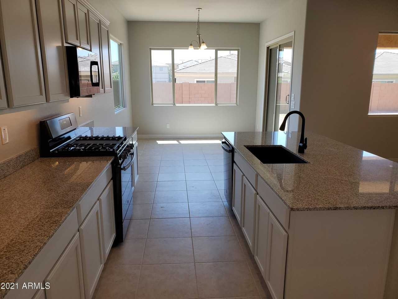 8537 W Myrtle Ave - Photo 7 of 13