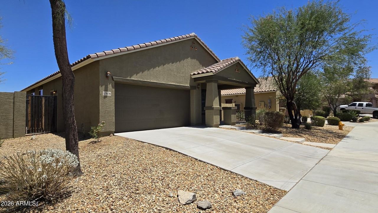 17878 W Desert Wind Dr - Photo 4 of 36