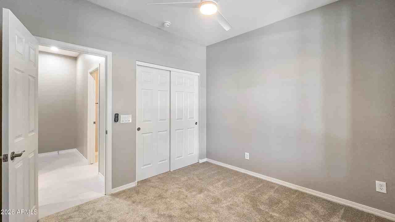 17878 W Desert Wind Dr - Photo 7 of 36