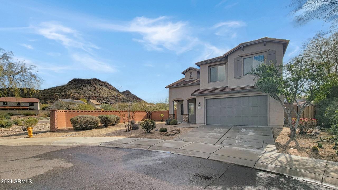 9037 W Plum Rd - Photo 2 of 37