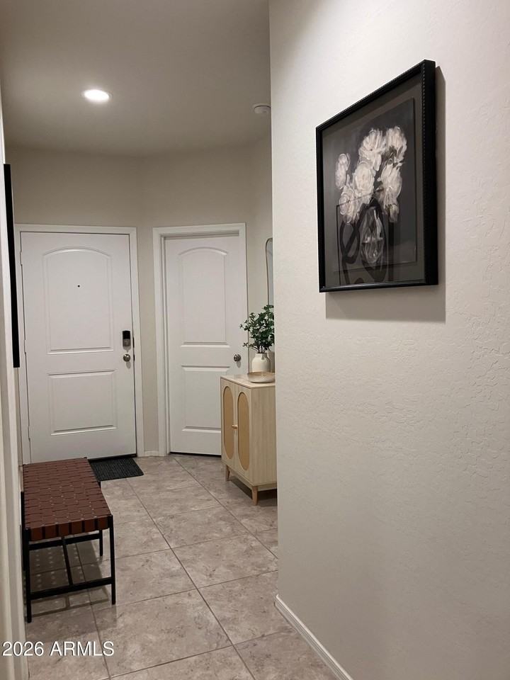 30998 W Earll Dr - Photo 2 of 26