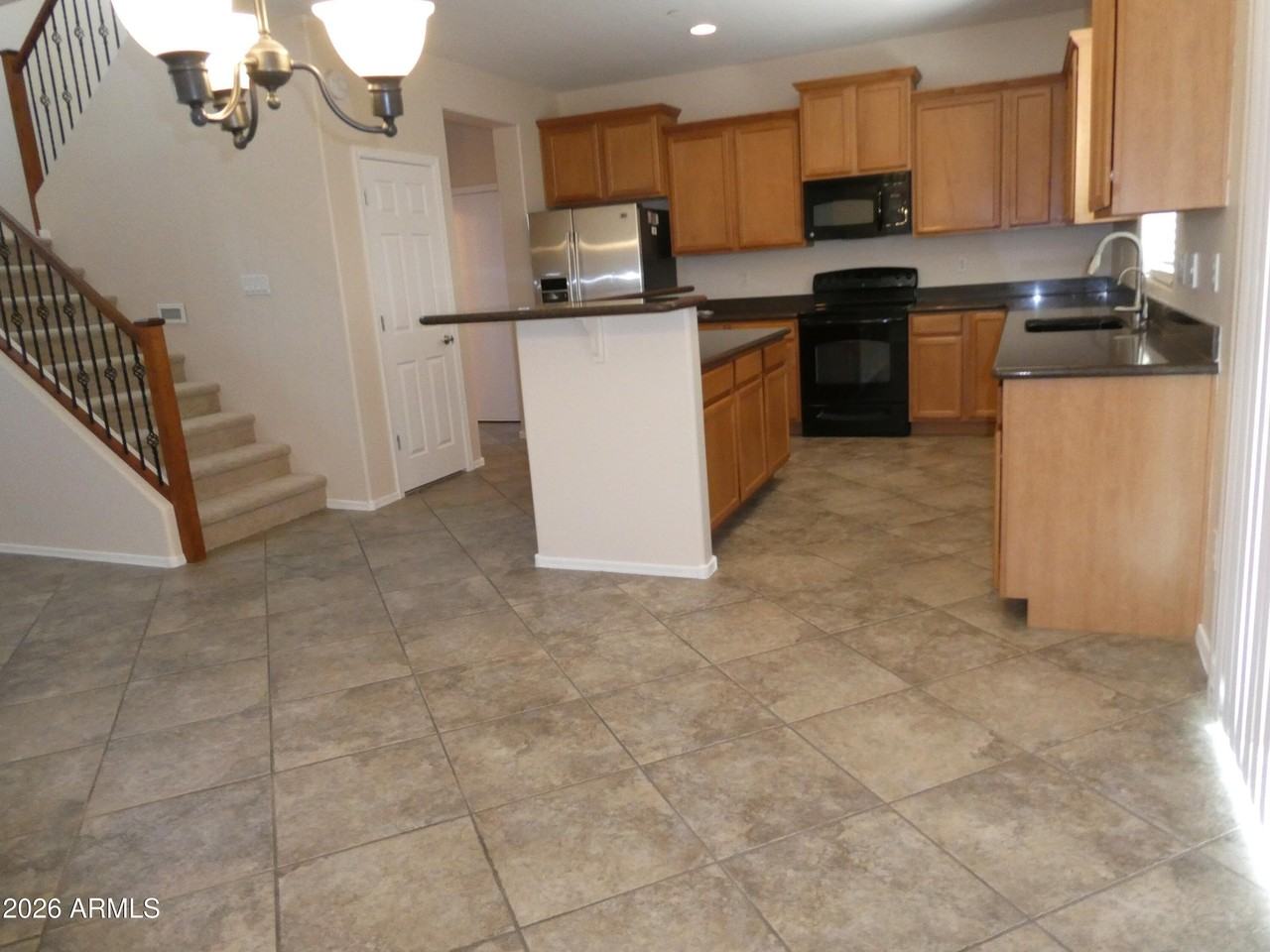 9184 W Meadow Dr - Photo 3 of 18