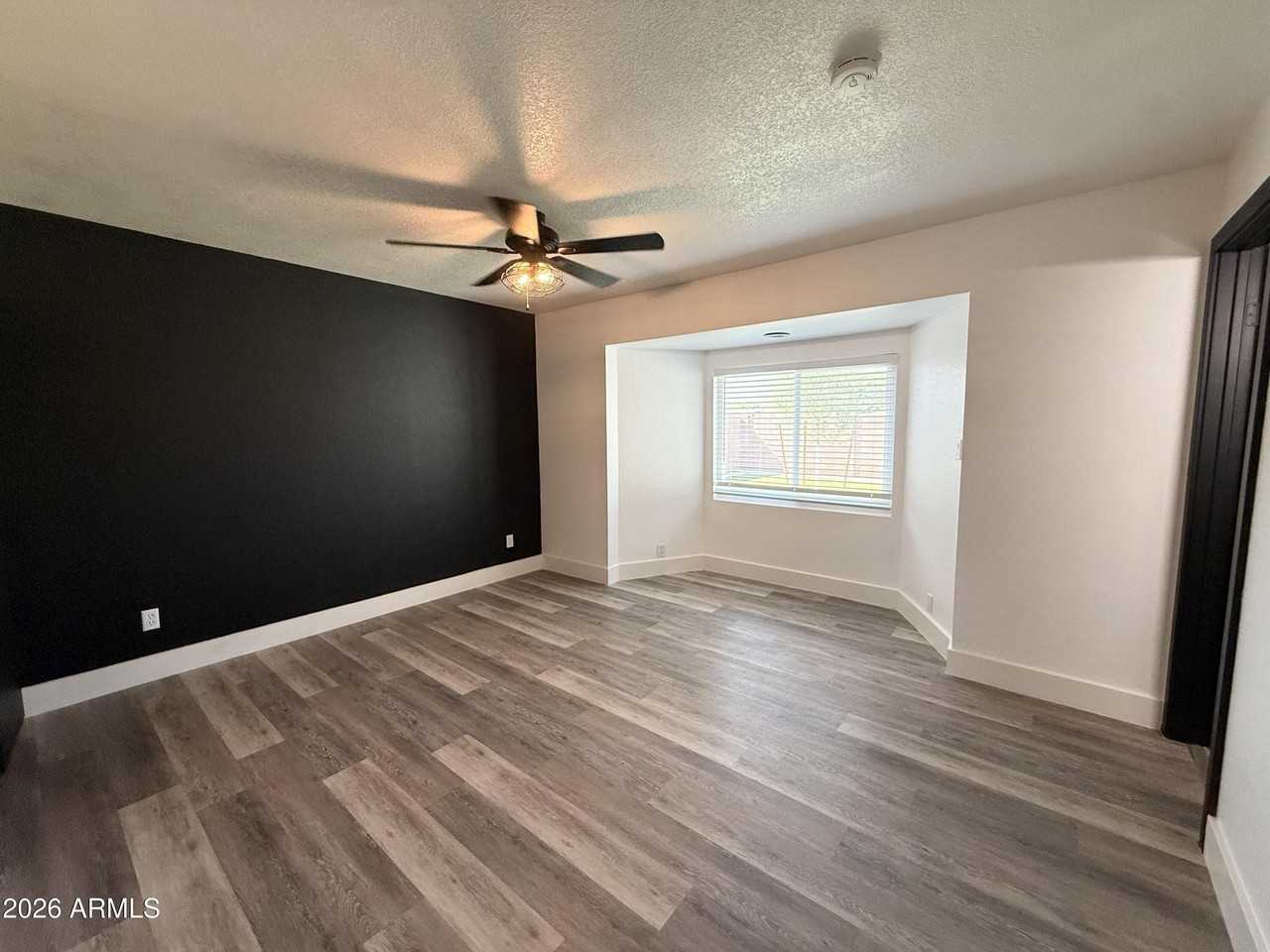2116 E Marconi Ave - Photo 6 of 18