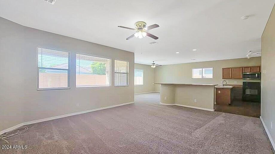 17605 W Crocus Dr - Photo 5 of 25