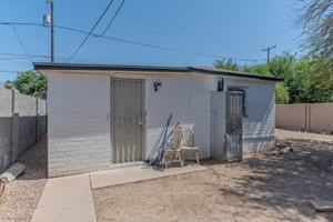 featured image of 5946 W Myrtle Ave