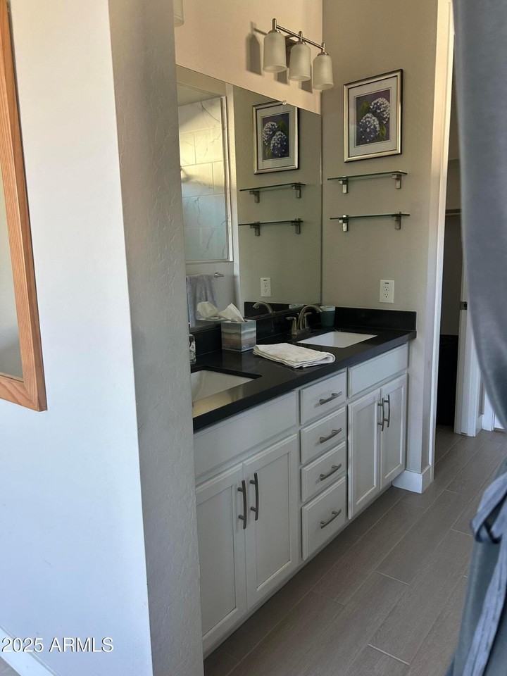 18828 E Blue Sky Dr - Photo 5 of 13