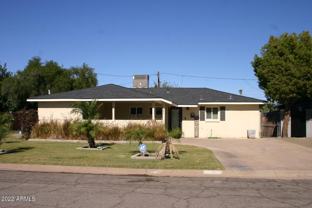 1034 E Elm St - Photo 1 of 1