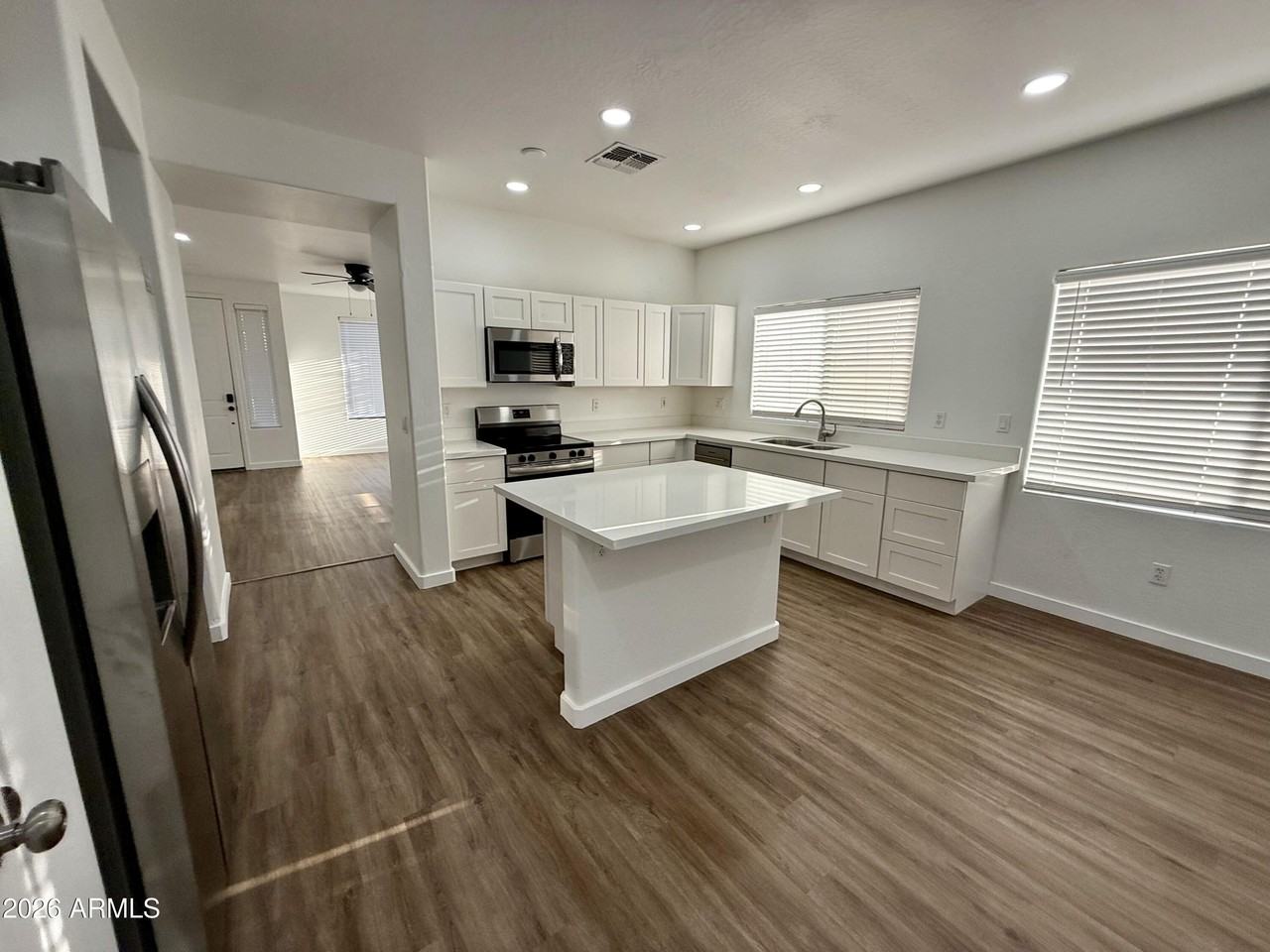 15238 W Custer Ln - Photo 6 of 47
