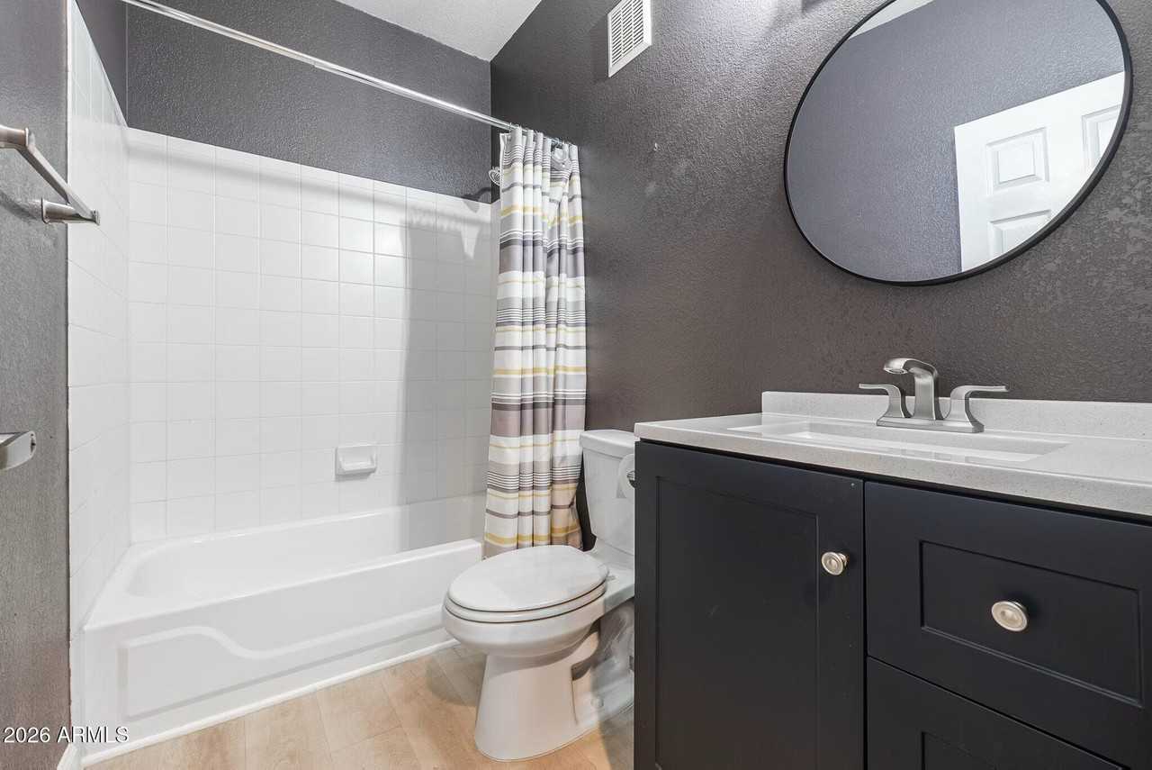 4455 E Paradise Village Pkwy S #1081 - Photo 7 of 31